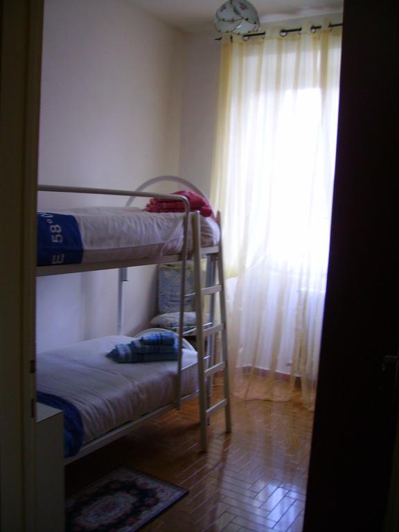 La Ca Del Menec Apartman Lierna Szoba fotó
