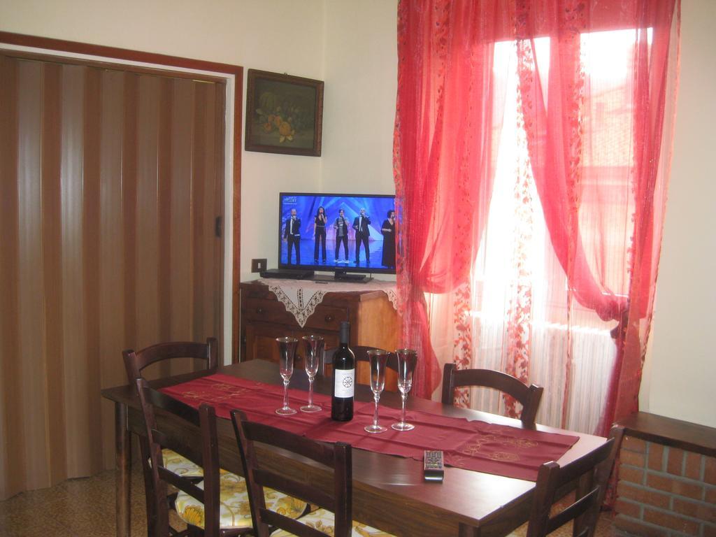 La Ca Del Menec Apartman Lierna Kültér fotó